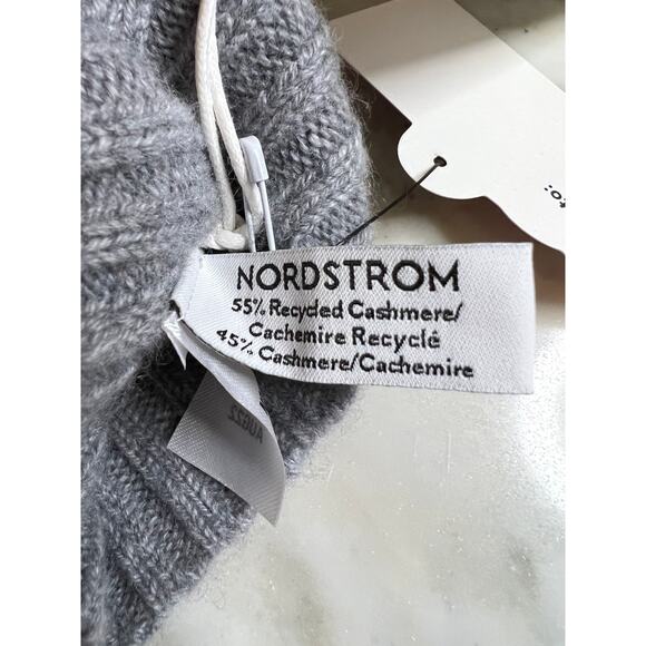 Nordstrom light gray heather cashmere beanie hat - Picture 4 of 4